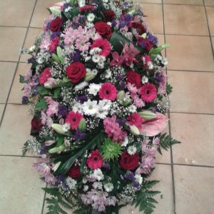 Dessus de cercueil rose