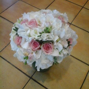 au-jardin-cosette-mariage-bouquet-rond-70-euros-12-768x1024